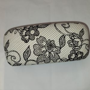Hard Candy Glasses Case 6 x 2 x 2